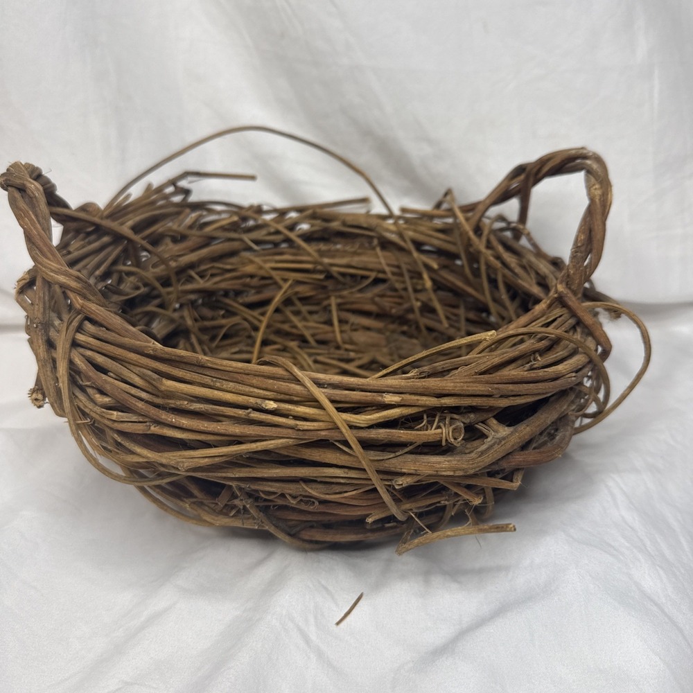 Vintage Handmade Woven Round Primitive Grapevine Bird Nest Basket Wedding Decor